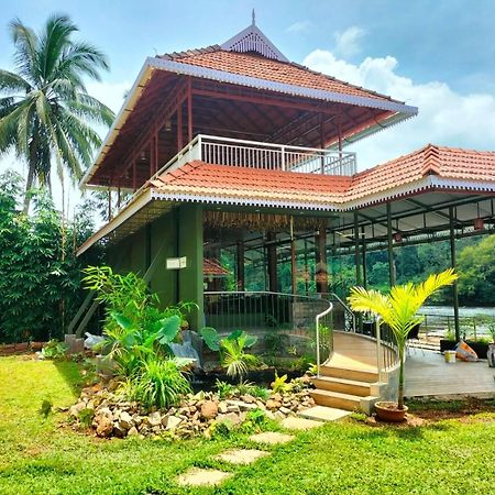 Willow Heights Athirappilly Bagian luar foto