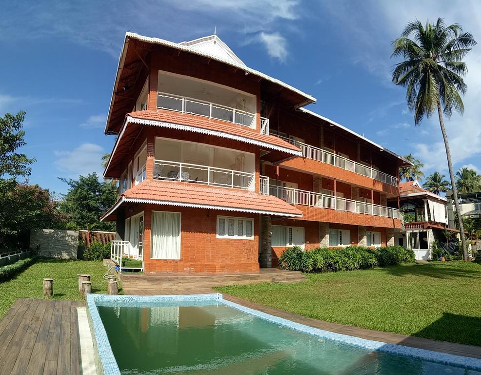 Willow Heights Athirappilly Bagian luar foto