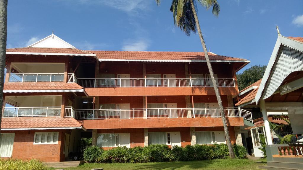 Willow Heights Athirappilly Bagian luar foto