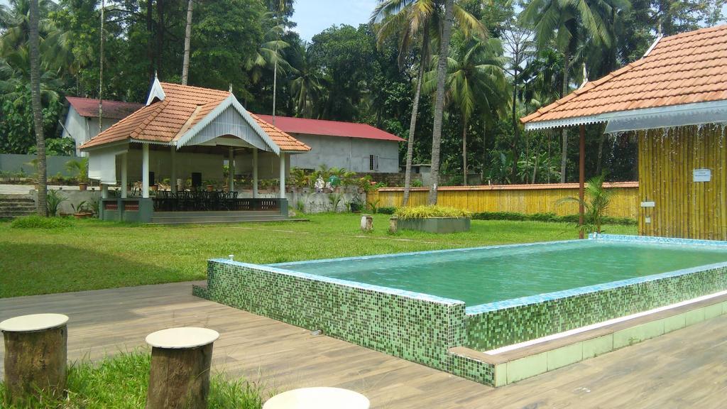 Willow Heights Athirappilly Bagian luar foto