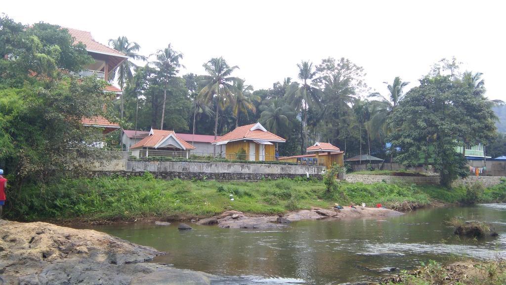Willow Heights Athirappilly Bagian luar foto