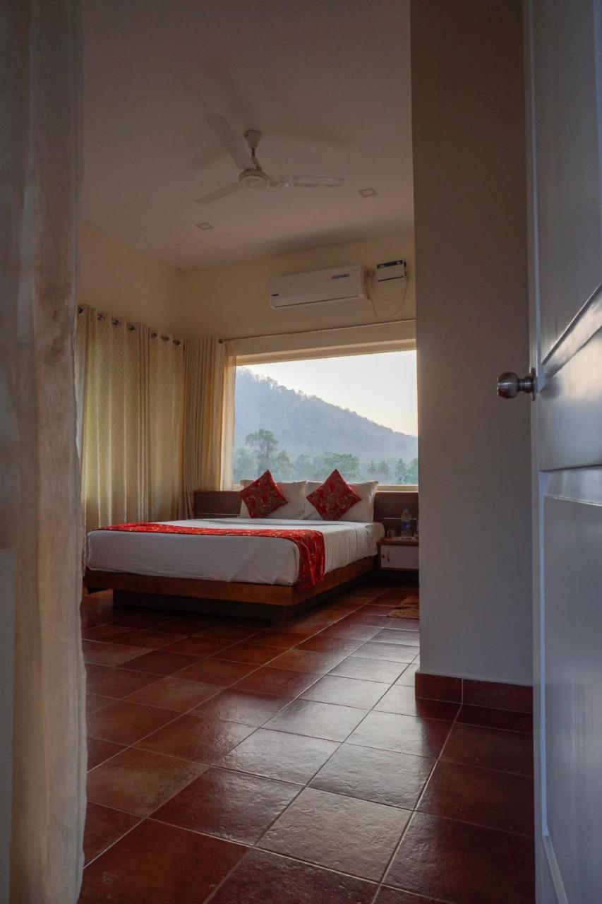 Willow Heights Athirappilly Bagian luar foto