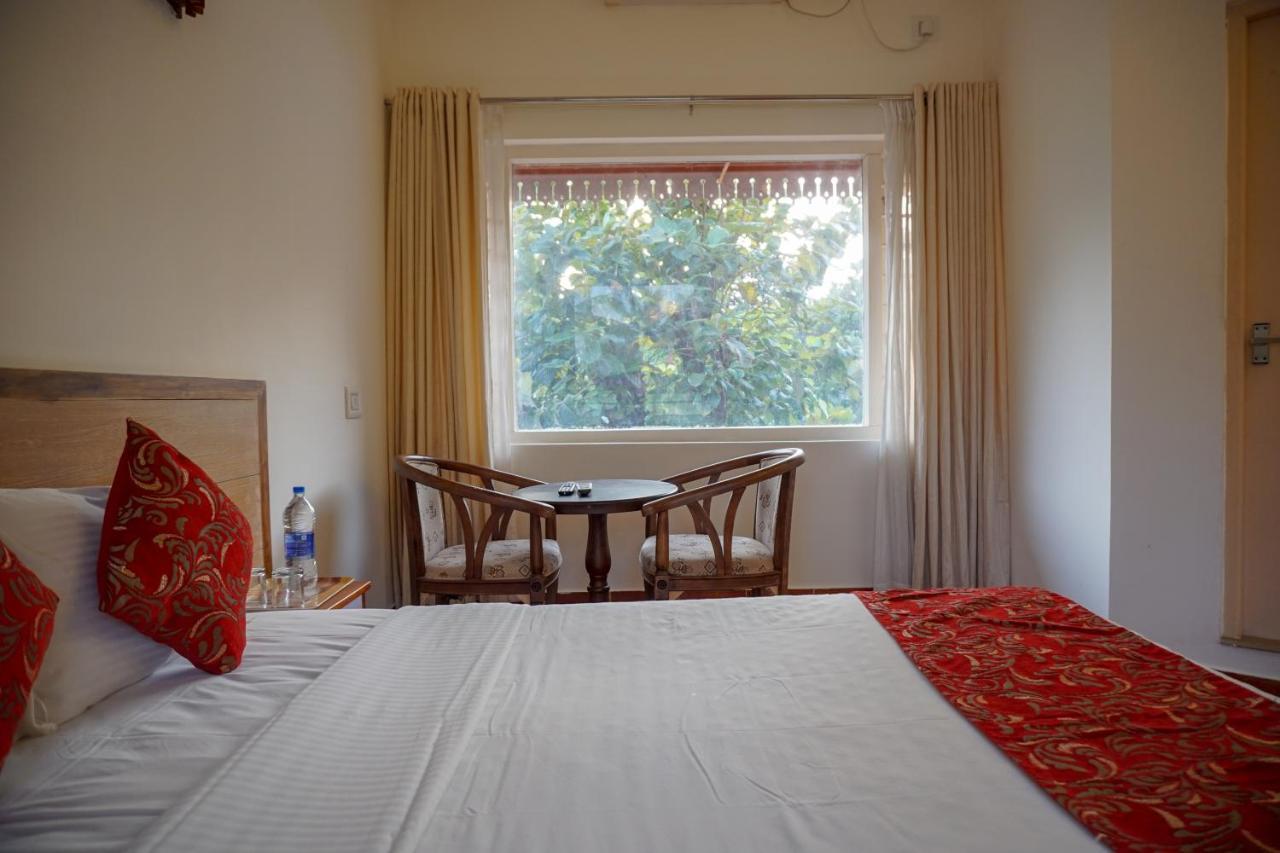 Willow Heights Athirappilly Bagian luar foto